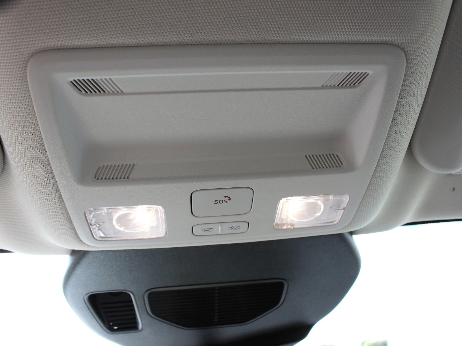 Fahrzeugabbildung Ford Kuga Plug-In Hybrid Cool & Connect