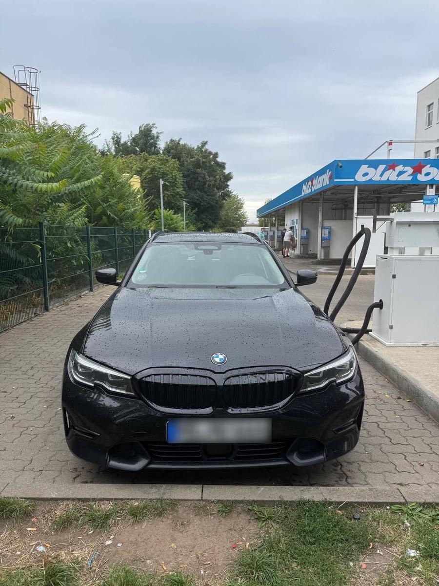 BMW 320