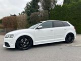 Audi RS3 8p RS 3 Sportback 2.5 TFSI quattro - Audi: RS 8