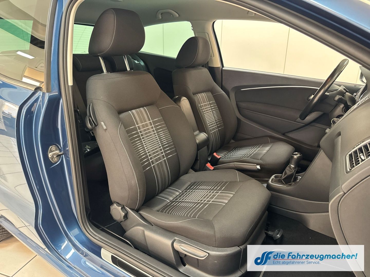 Fahrzeugabbildung Volkswagen Polo V Lounge BMT Start-Stopp AHK-abnehmbar Navi