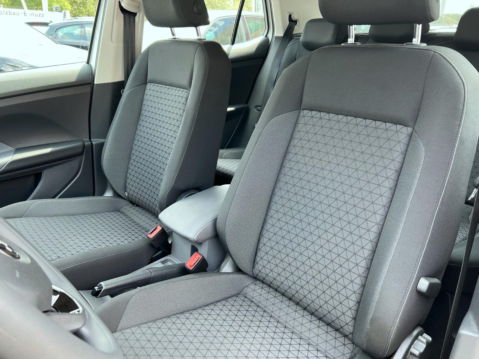 Volkswagen T-Cross Life Automatik*Carplay*PDC*S-Heft*1-Hand