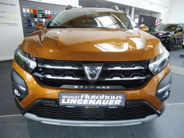 Dacia Sandero III Stepway Comfort LPG, 8-fach bereift