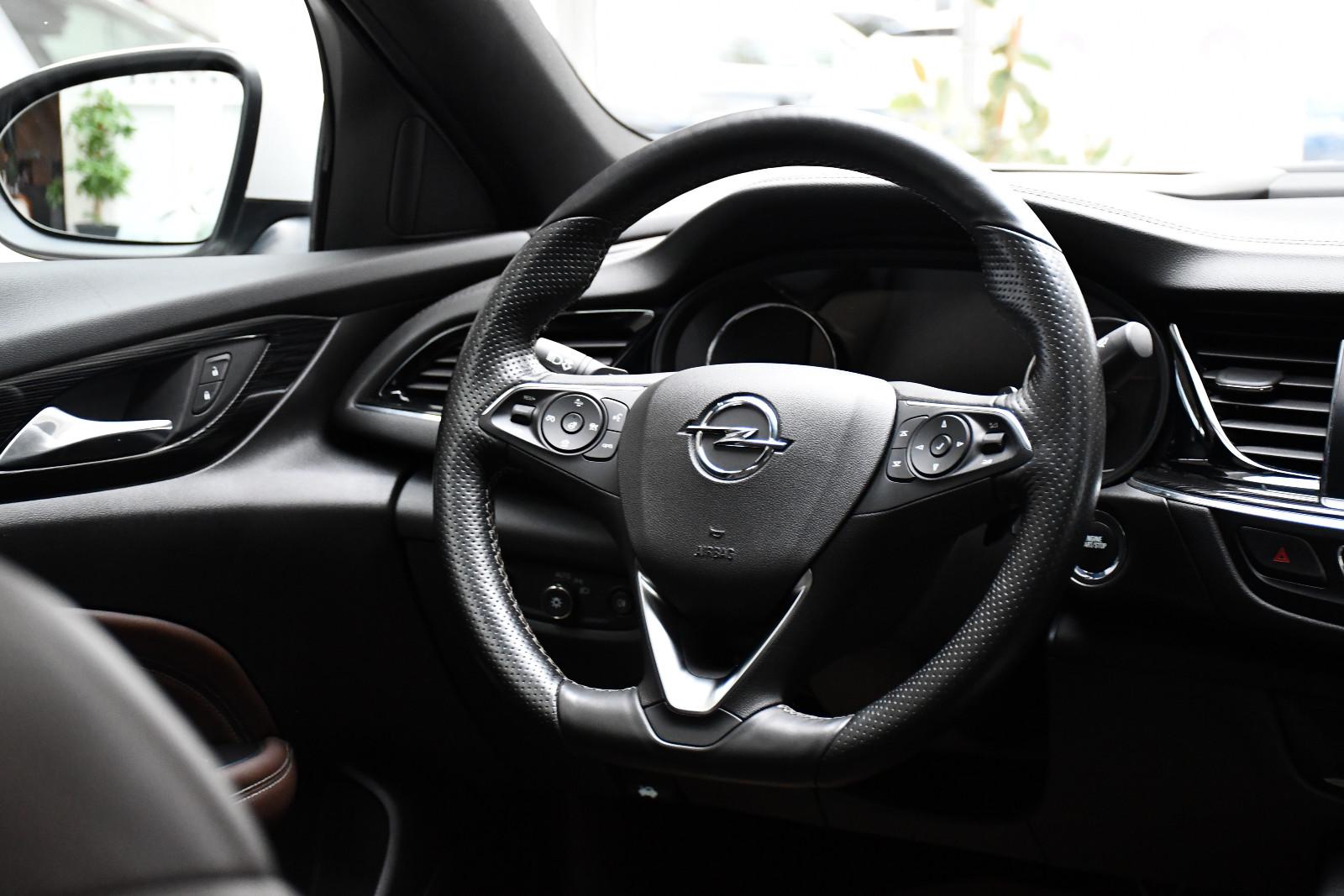 Opel Insignia B Grand Sport Innovation 4x4 OPC Ahk
