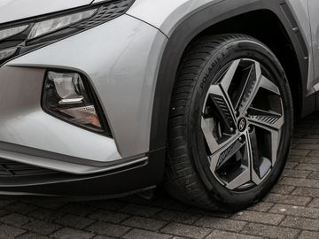 Hyundai Tucson 1.6 T-GDI NX4 Basis 4WD Autom Navi Kamera