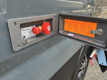 HYMER ERIBA HYMERCAR Yellowstone Fiat 640 8G ACC Solar AHK 3.5T