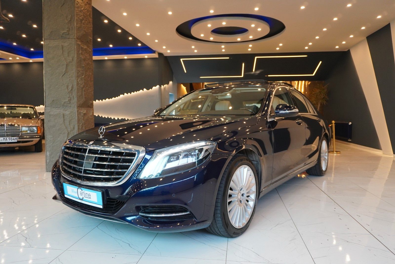 MERCEDES-BENZ S 350D BlueTec 4Matic*DIS*Burmester*PANO*EXKL*TV