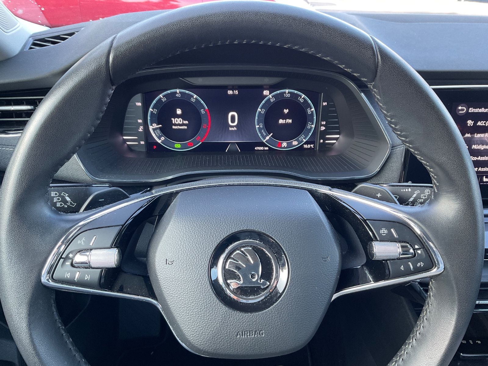 Fahrzeugabbildung SKODA Octavia Kombi 1.5 TSI e-TEC DSG,Kamera,Navi,LED