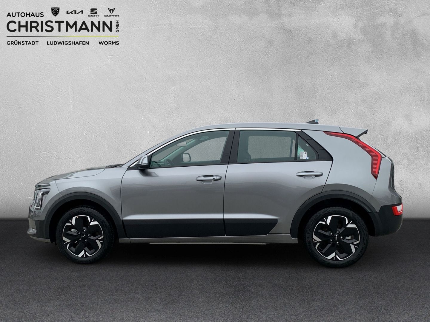 Fahrzeugabbildung Kia Niro STANDART 64,8-kWh-Batterie*FREISPECHEINRICH