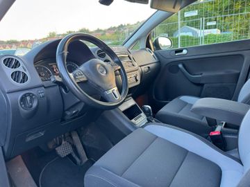 Volkswagen Golf - 10