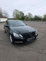 Mercedes-Benz Mercedes E 250 CDI  Kombi - Mercedes-Benz E 250 mit Diesel-Antrieb: Kombi, Schaltgetriebe