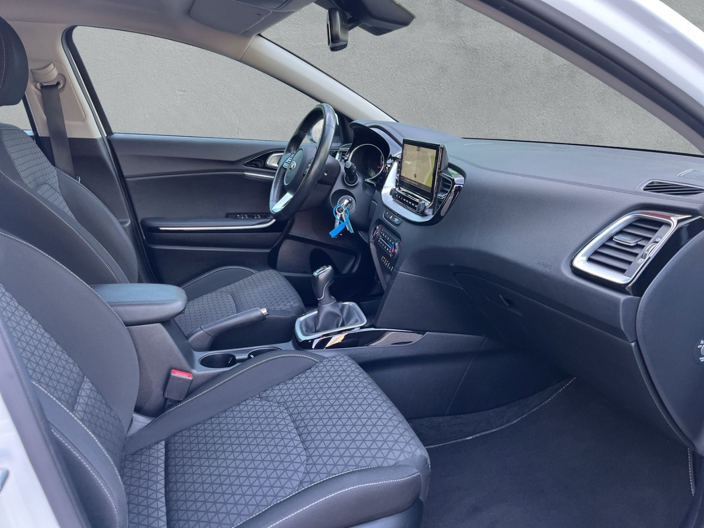Fahrzeugabbildung Kia Ceed VISION 1.0 T-GDI EU6d-T *8-FACH BEREIFT* *N
