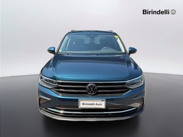 Volkswagen Tiguan - 4