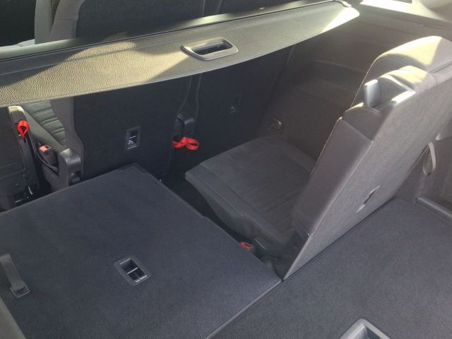 Touran Highline 1.5 TSI 7 Sitze - Navi LED Klima