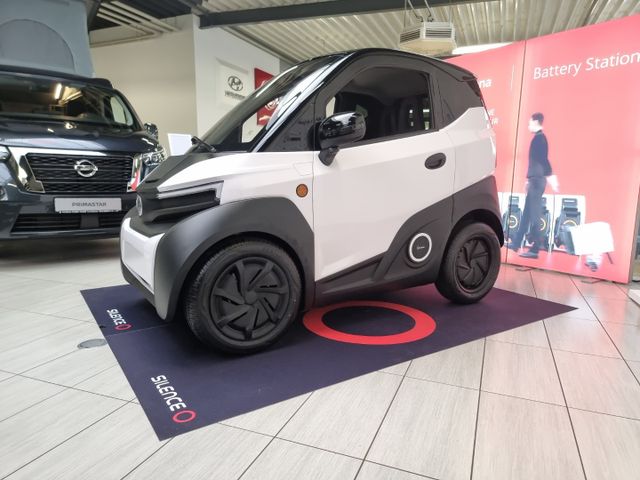Silence S04 2 Batterien L6 11,2kWh 175km 45km/h LED Keyl