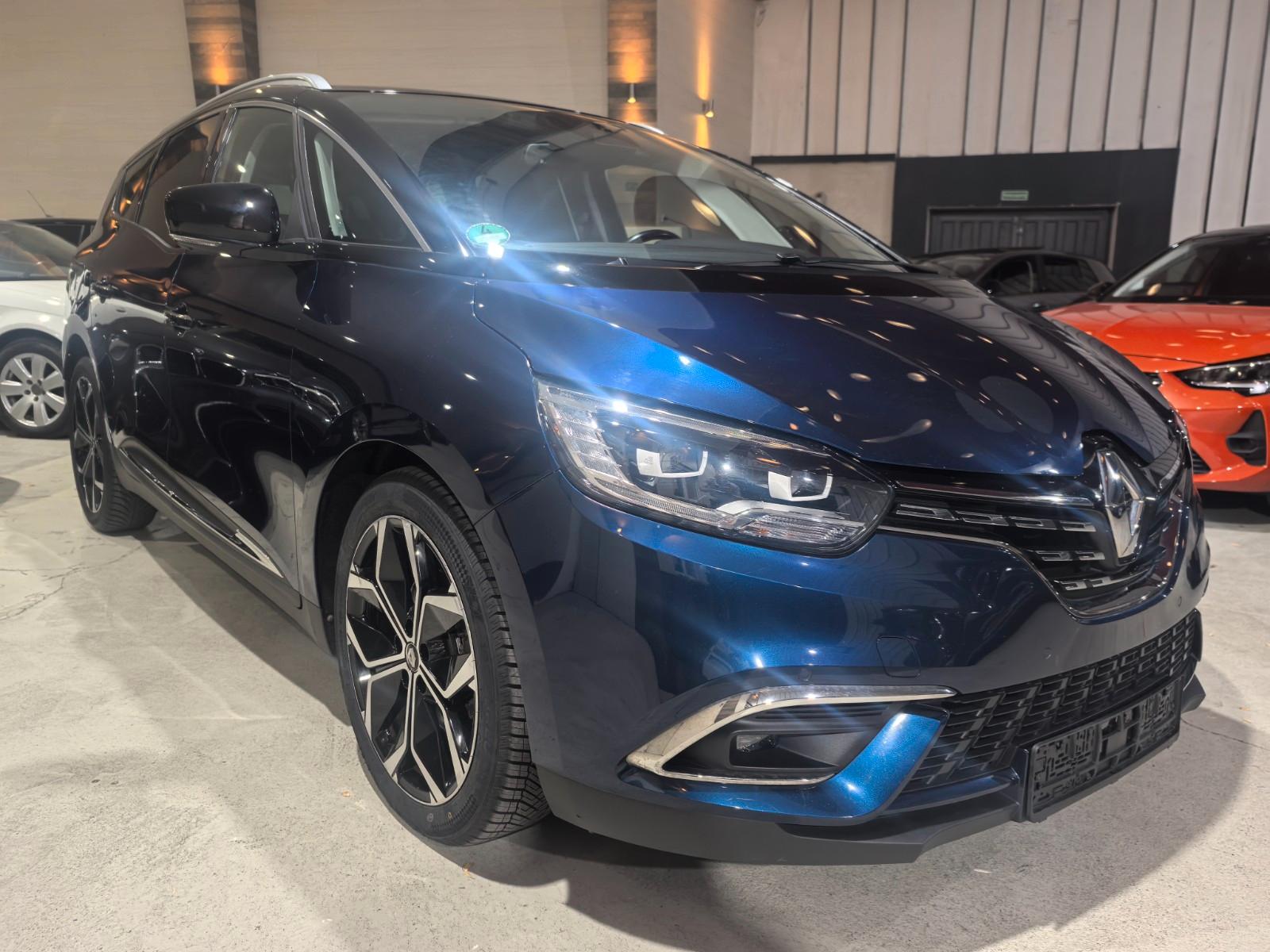 Renault Scenic IV Grand Lückenlose Wartungen bei Renault