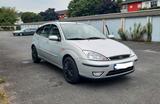 Ford focus mk1 2.0 Ghia - Ford Focus mit Benzin-Antrieb: Kleinwagen, Automatik
