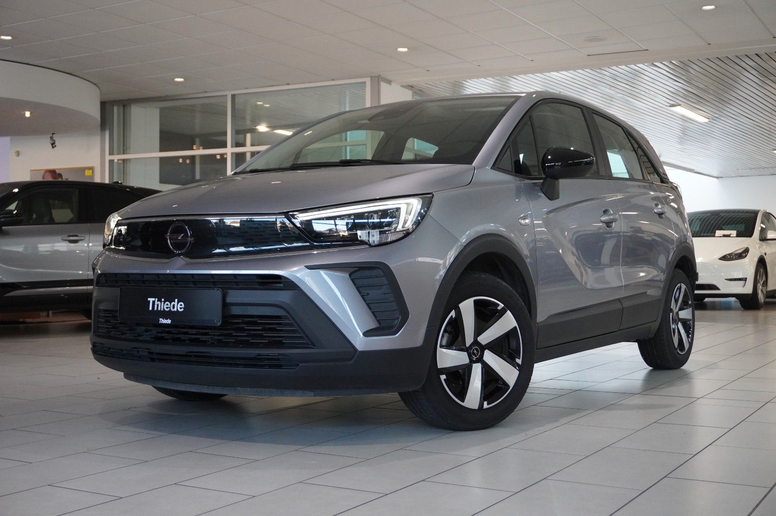 Fahrzeugabbildung Opel Crossland (X) 1.2 EDITION NAVI/LED/KAMERA/DAB+