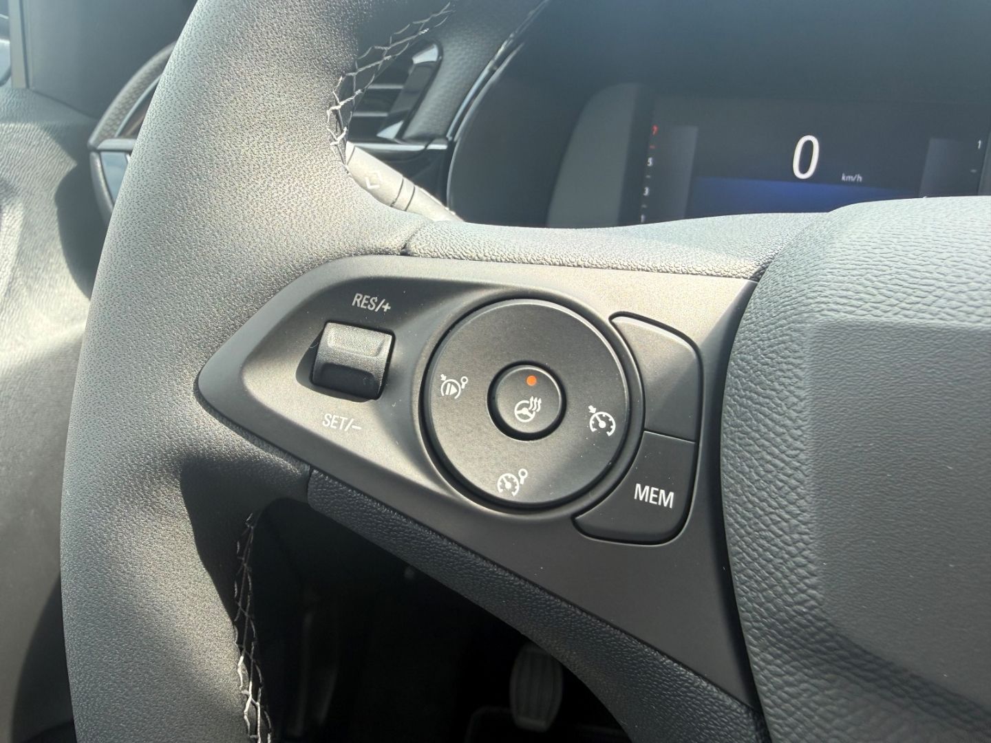 Fahrzeugabbildung Opel Corsa F Edition SHZ+LHZ+Kamera