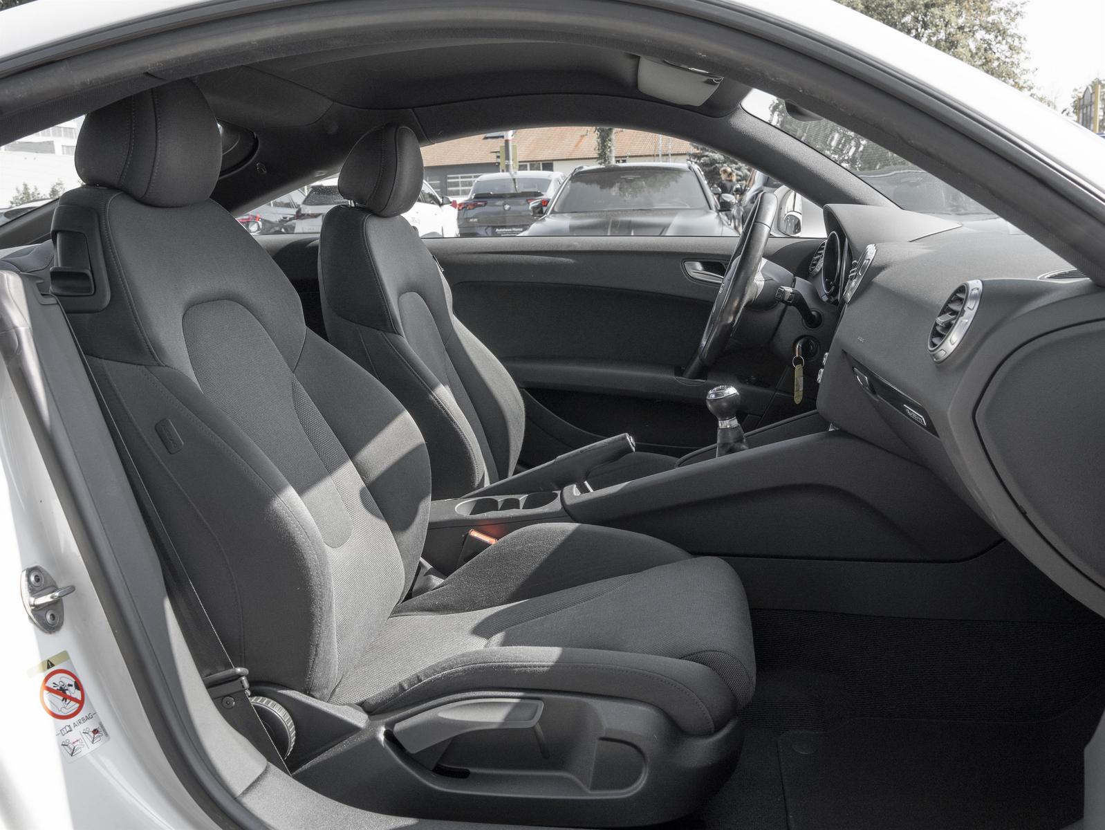 Audi TT Roadster TDI quattro Xenon Tempomat Sitzheiz 