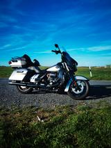 Harley-Davidson CVO ULTRA / Street glide  - CHOPPER VON 81 BIS 125 CCM