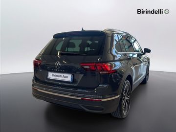 Volkswagen Tiguan - 3