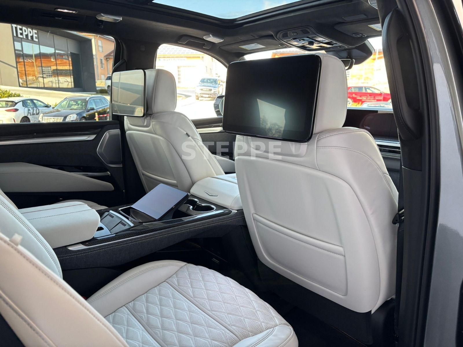 Cadillac Escalade MY26 V-Series 6.2 V8 Supercharged AWD