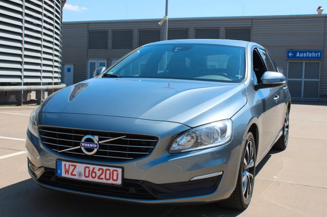 Volvo V60 Kombi Linje Svart Leder, Navi, Klima