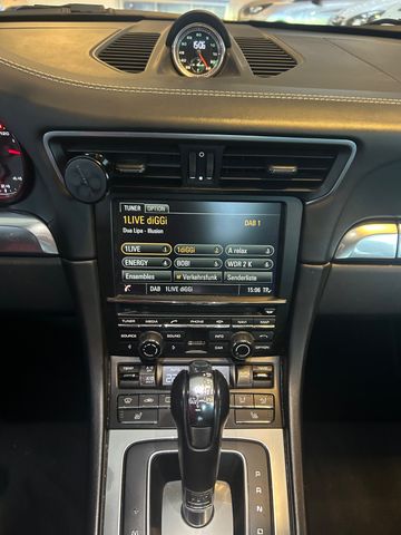 Fahrzeugabbildung Porsche 911 Turbo*Allrad*Approved Garantie*
