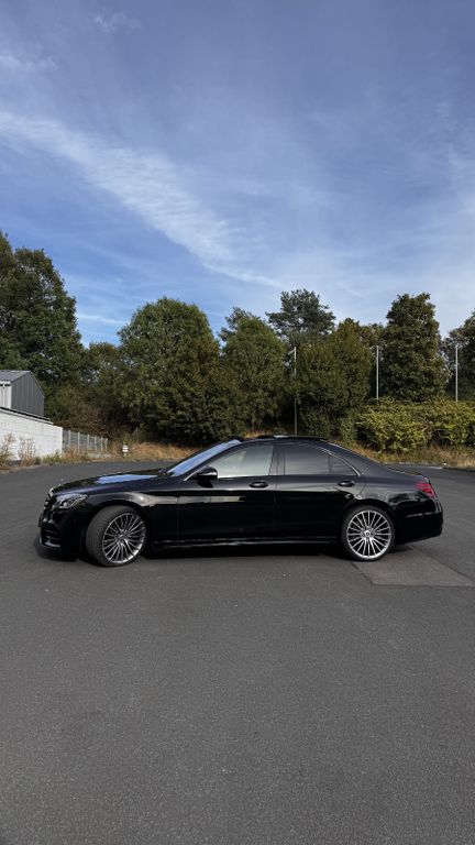 Image of Mercedes-Benz S 400