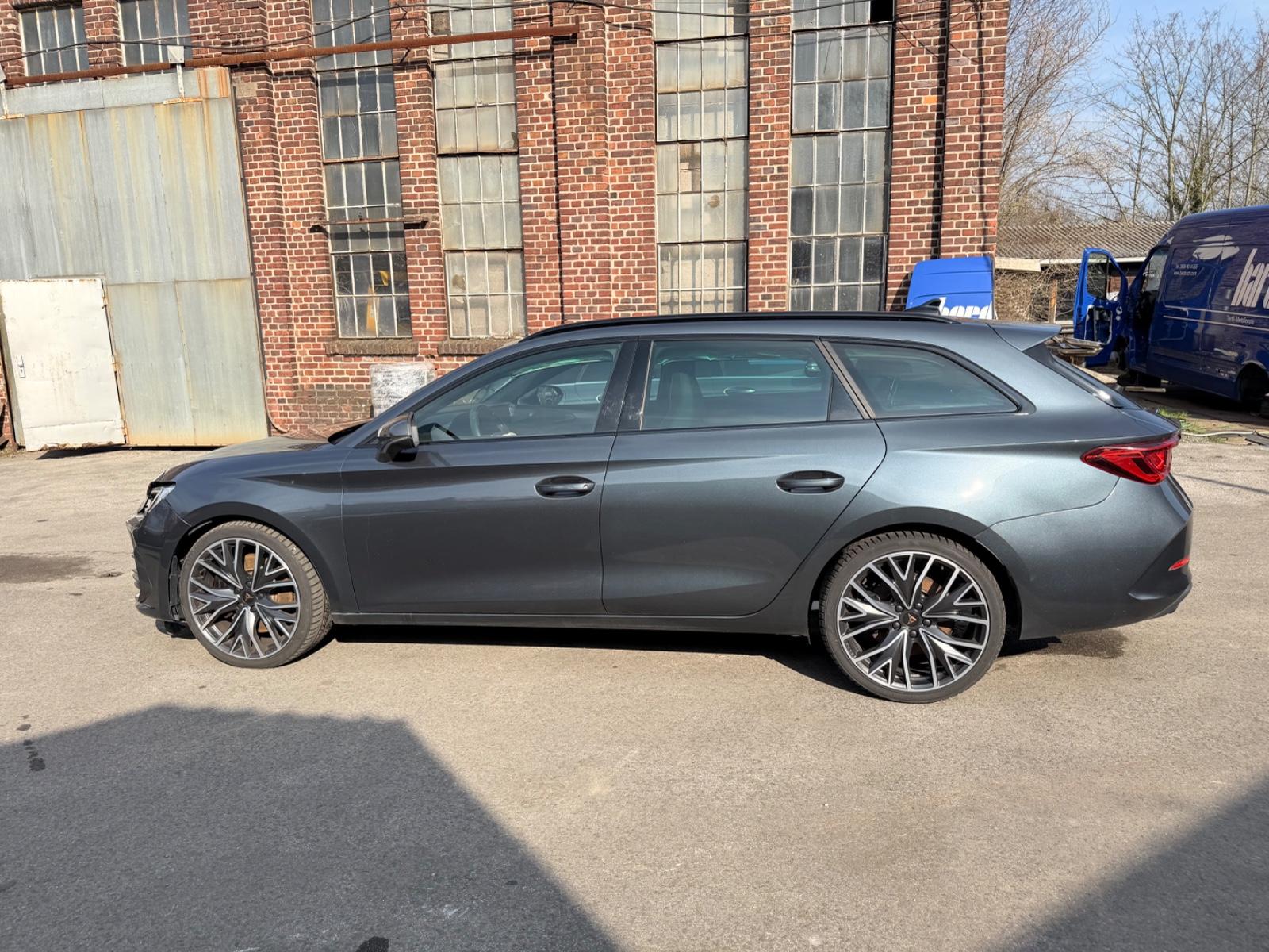 Cupra Leon Sportstourer VZ 2.0 245 PS 180KW 1.HD Sport