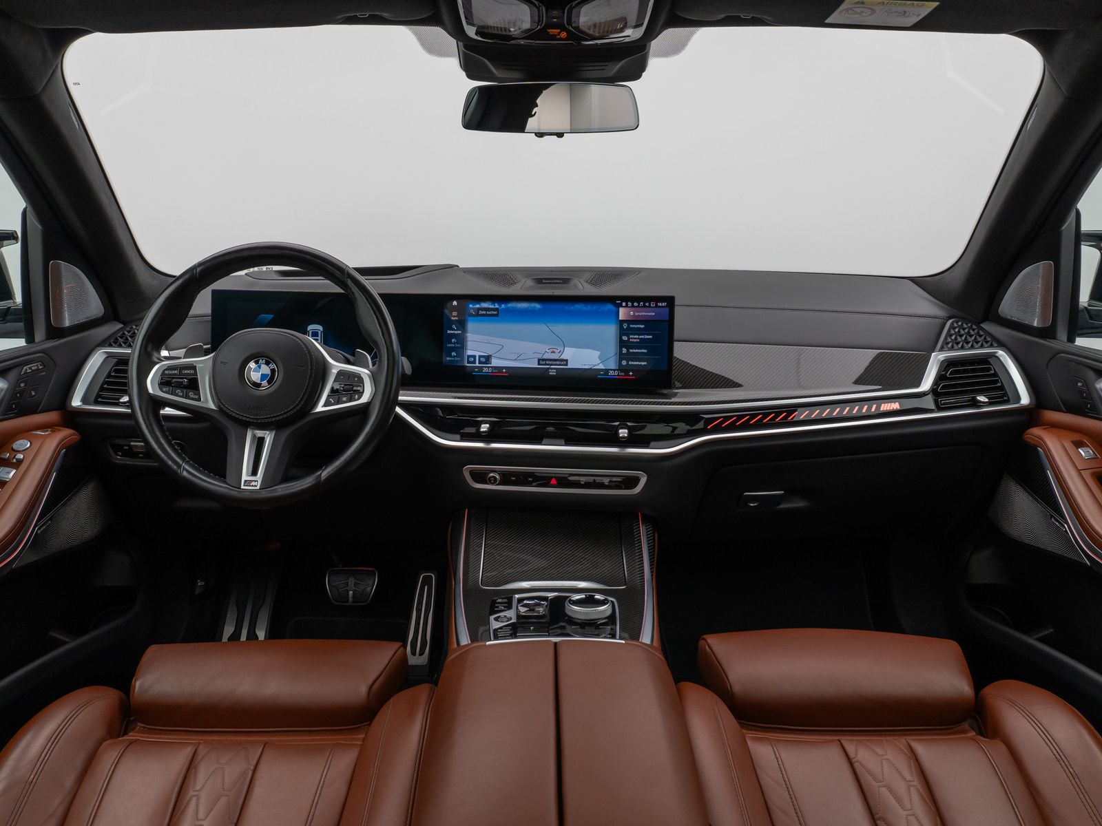 Fahrzeugabbildung BMW X7 M60i xD B&W Panorama HUD 360° Individual 22"