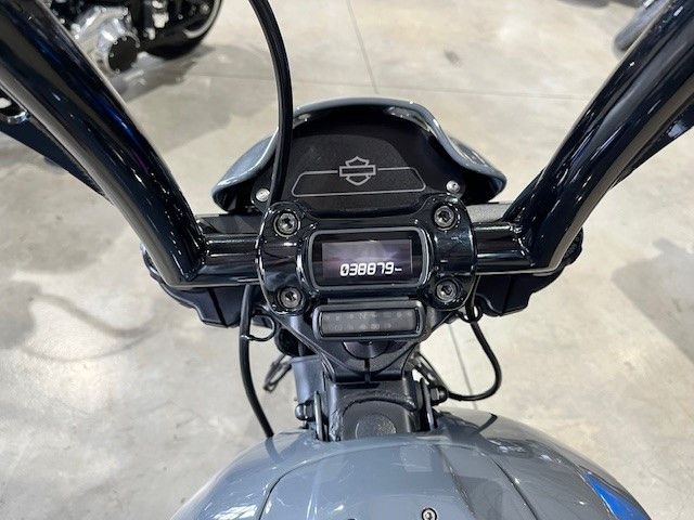 Fahrzeugabbildung Harley-Davidson FXDRS 114cui Custom Umbau