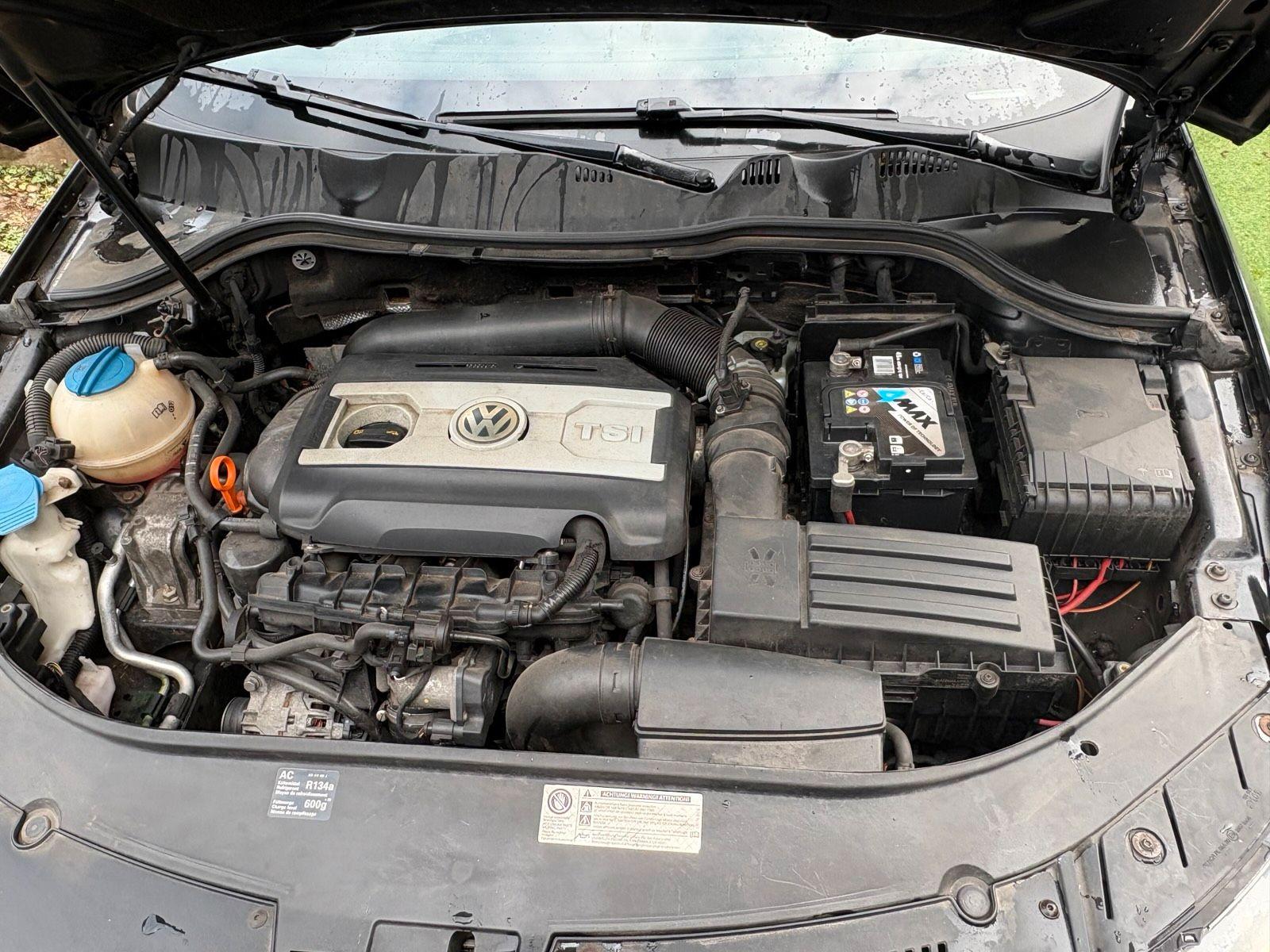 Volkswagen Passat 2009 — photo 11