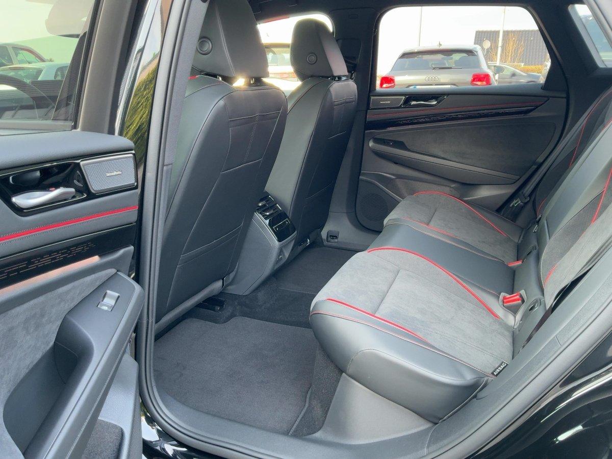 Volkswagen ID.7 GTX Tourer 4M 86 kWh Pano*AHK*Navi*Sitzlüft