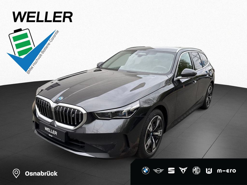 BMW i5 xDrive40 Touring InnoP ''19 TravelP ComfortP