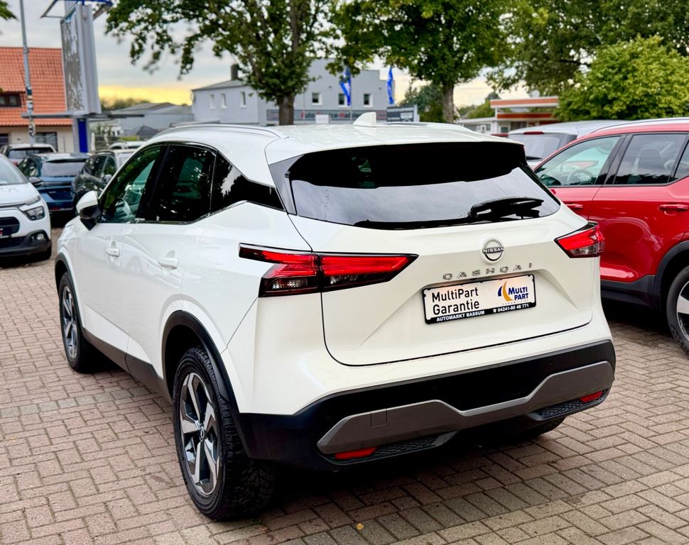 Nissan Qashqai 1.3 DIG-T Xtronic N-Connecta 360°Ka+PANO – Ansicht 17
