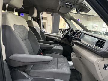 Volkswagen T7 Multivan - 12