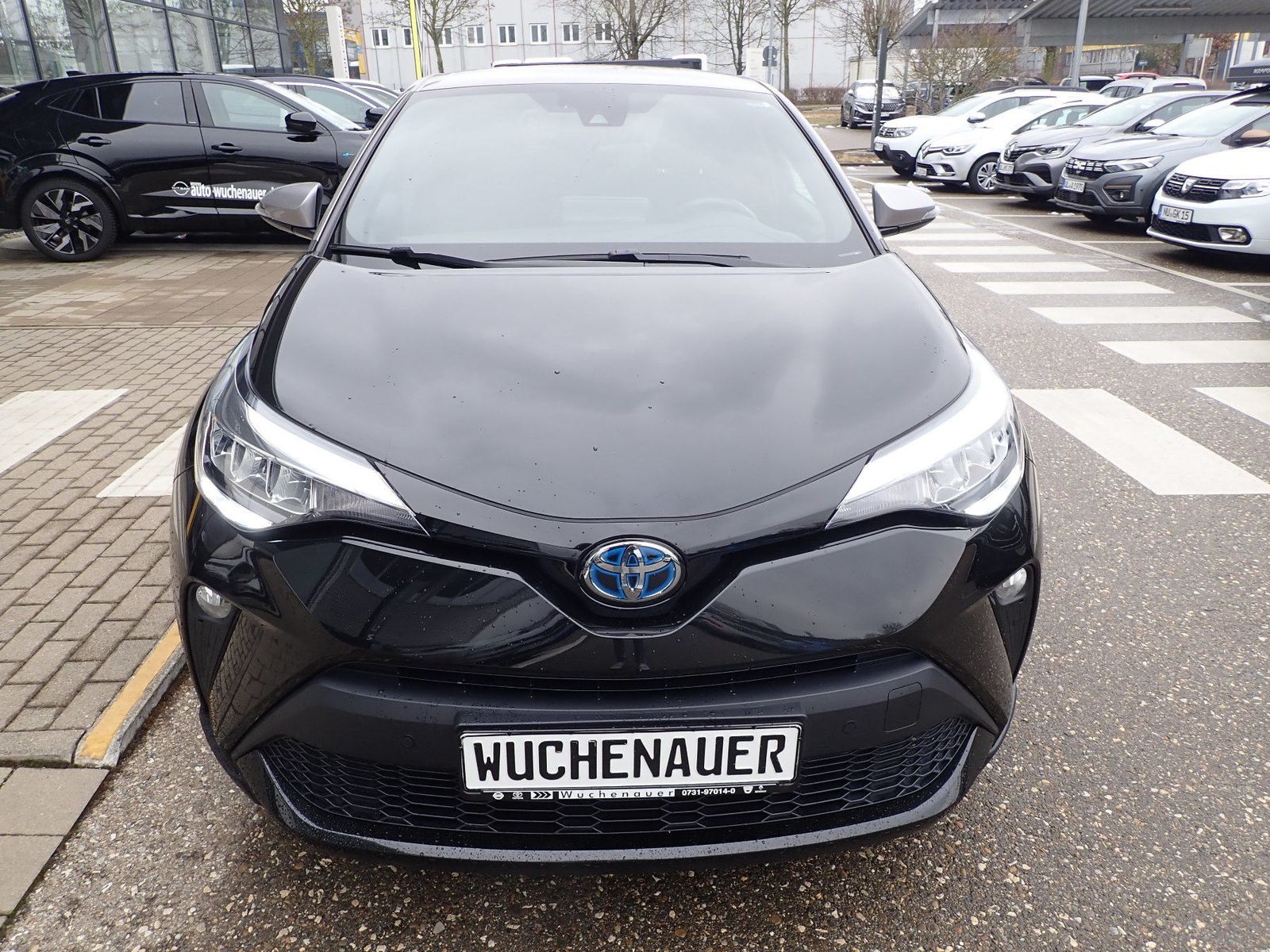 Fahrzeugabbildung Toyota C-HR Hybrid Team D 2.0