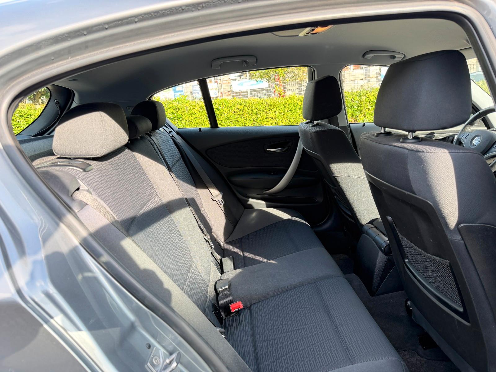 BMW 120 i Limousine*Advantage*PDC*Klimaauto*Tempomat