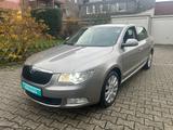 Skoda Superb Elegance AUT., *Standheizung, Leder Xenon - gebrauchte Skoda Superb aus dem Jahr 2009