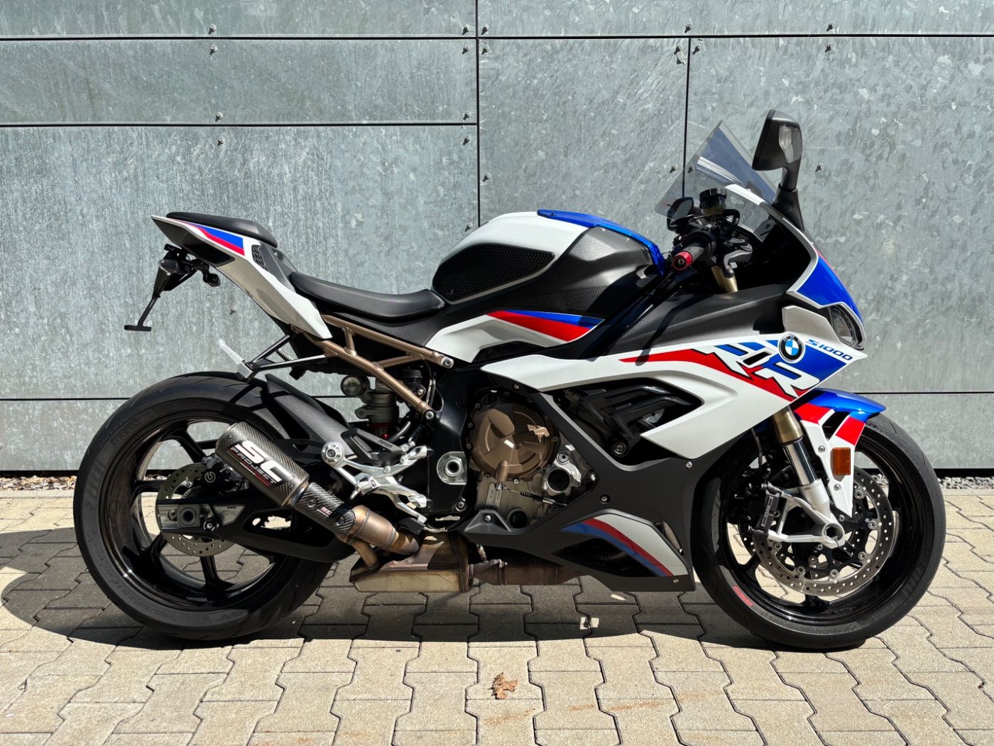 Fahrzeugabbildung BMW S 1000 RR M-Paket Dynamik-Paket Carbonräder