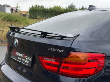 BMW 318 Gran Turismo - 8