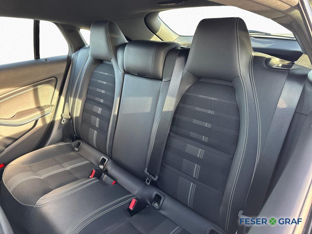 Mercedes-Benz CLA 180 Shooting Brake