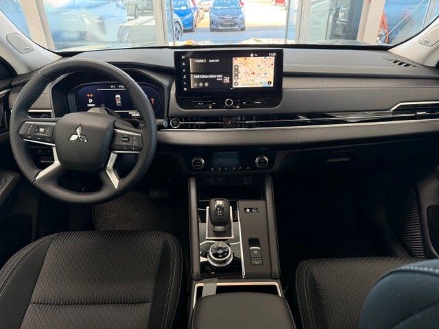 Mitsubishi Plug-in Hybrid Outlander - Bild 14