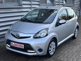 Toyota Aygo 1.0 2.HAND/TÜV NEU/KLIMA/5TÜRER/71.000KM - Toyota: 1.0
