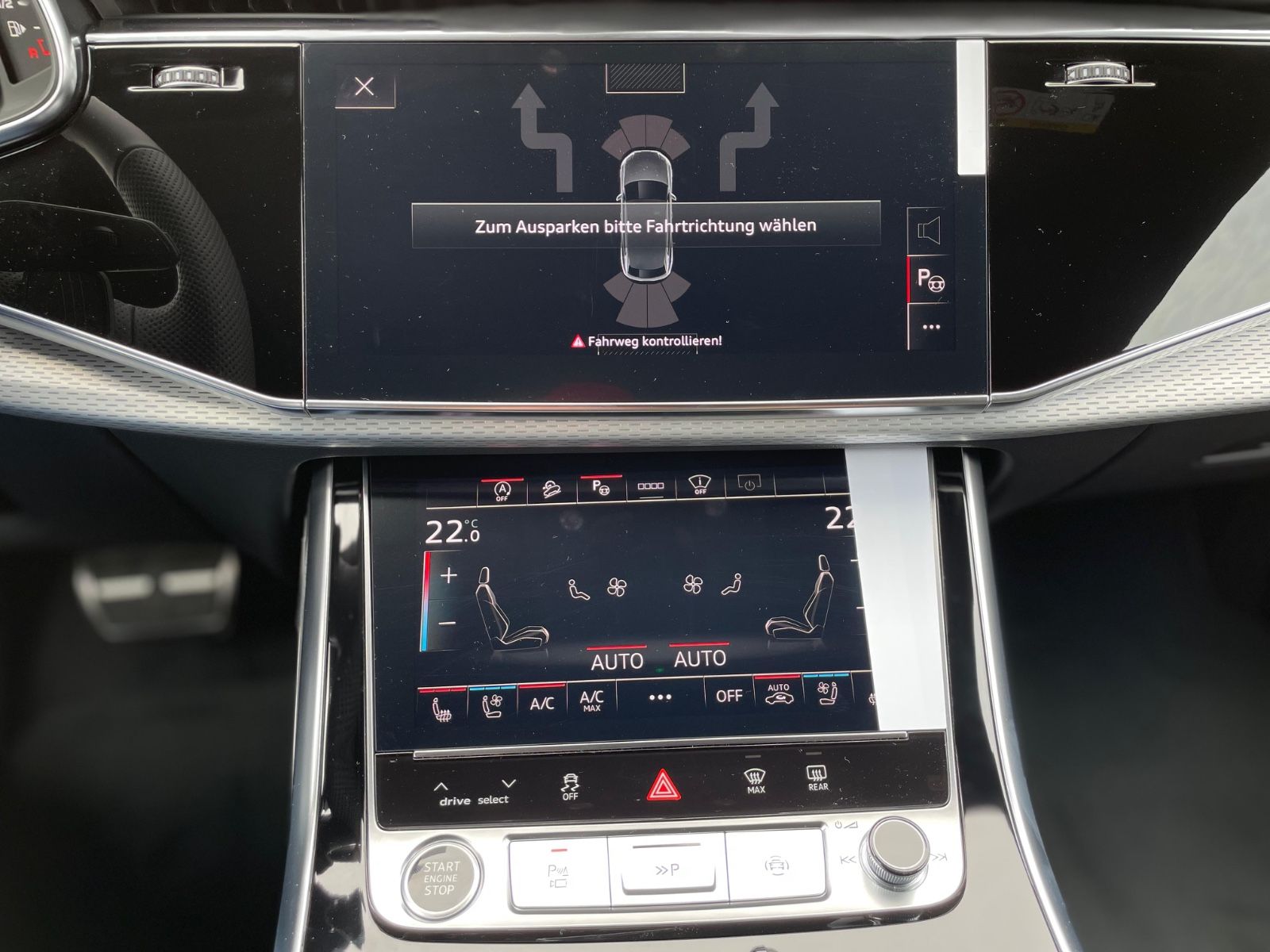 Fahrzeugabbildung Audi Q8 50 TDI Facelift |SLine|HUD|Softclose|23"|B&O|