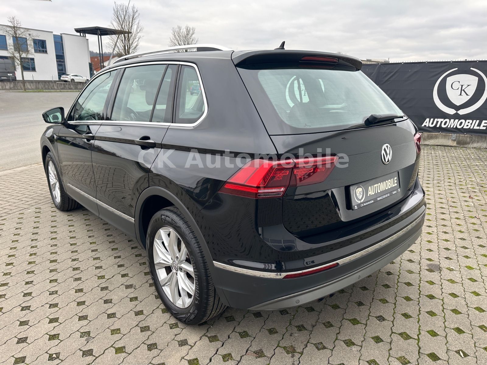 Fahrzeugabbildung Volkswagen Tiguan 2.0TDI Highline BMT 4Motion/DSG/Navi/LED