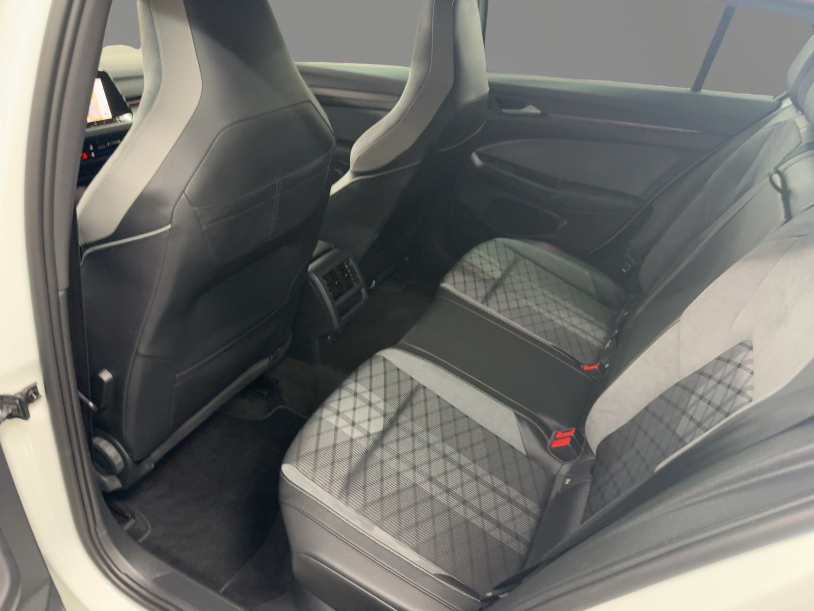 Volkswagen Golf - Bild 8