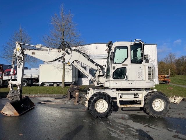 Komatsu PW118 MR-8  inkl.4x Löffel & 1x Gabel!!!!