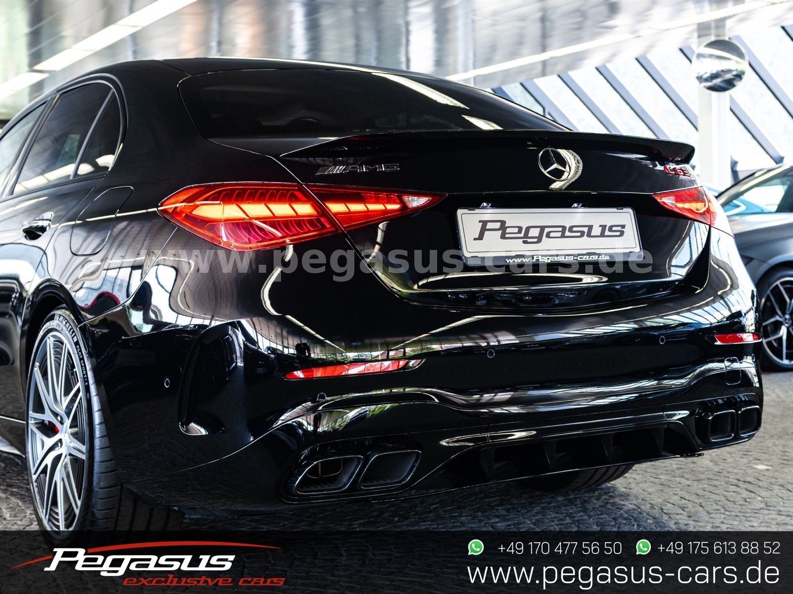 MERCEDES-BENZ C 63 AMG - 9